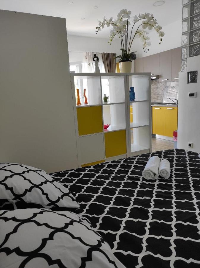 White Pigeon Apartment Split Luaran gambar
