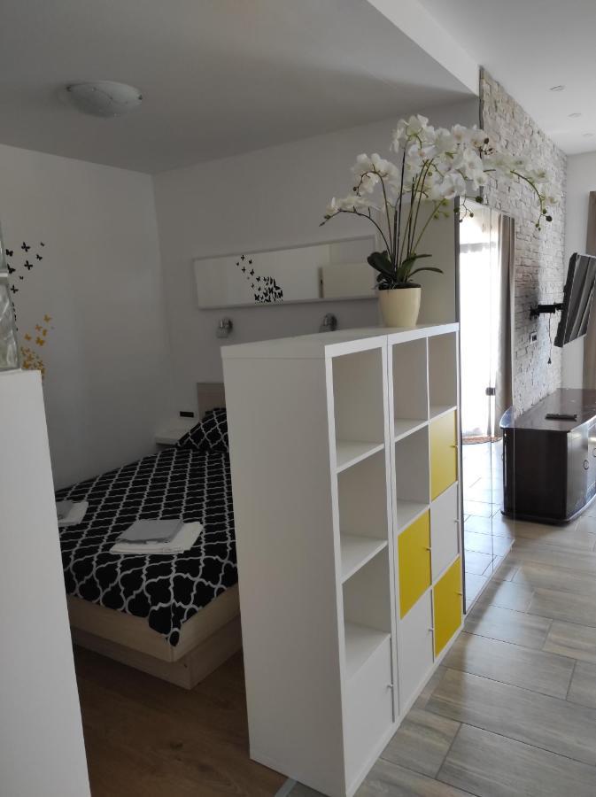 White Pigeon Apartment Split Luaran gambar